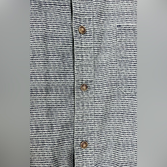 Solaris Outdoors Casual Dress Shirt - Men's Size L - Blue Color Fish P… - Picture 8 of 10